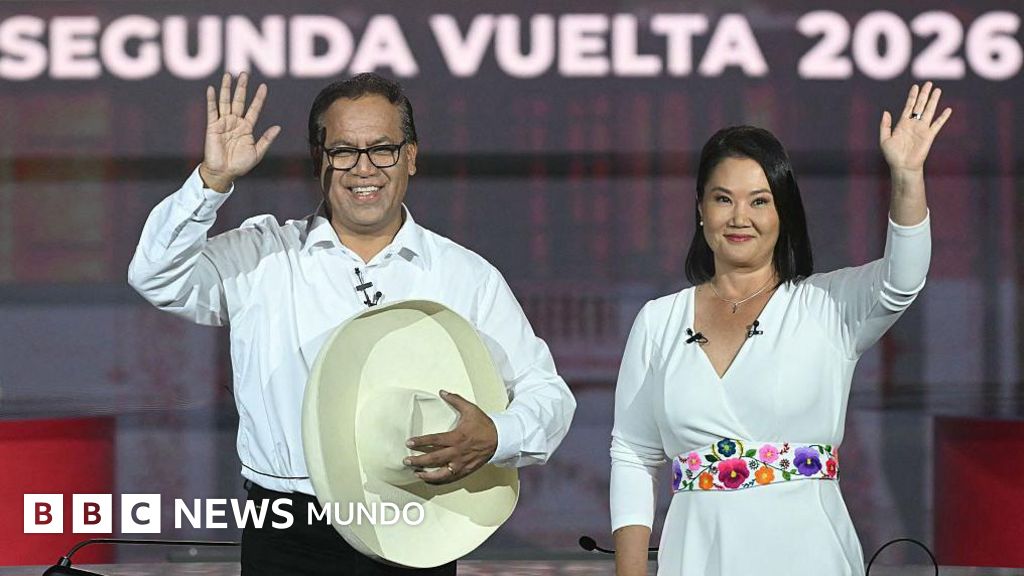 Quiénes son Roberto Sánchez y Keiko Fujimori y qué puede decidir la carrera por presidir el inestable Perú