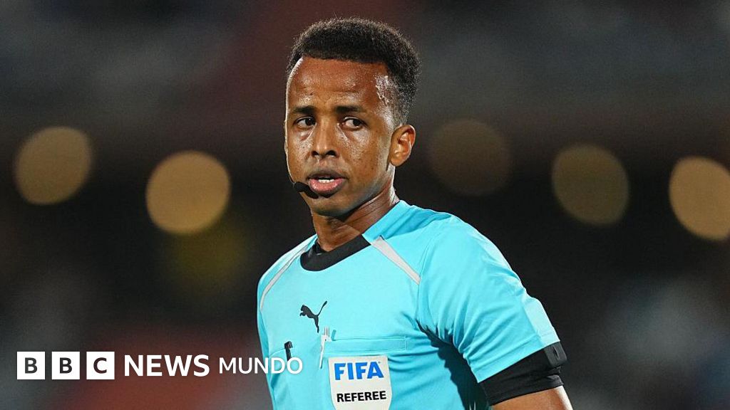 Mundial de fútbol 2026: le niegan la entrada a EE.UU. al mejor "mejor árbitro africano del año"