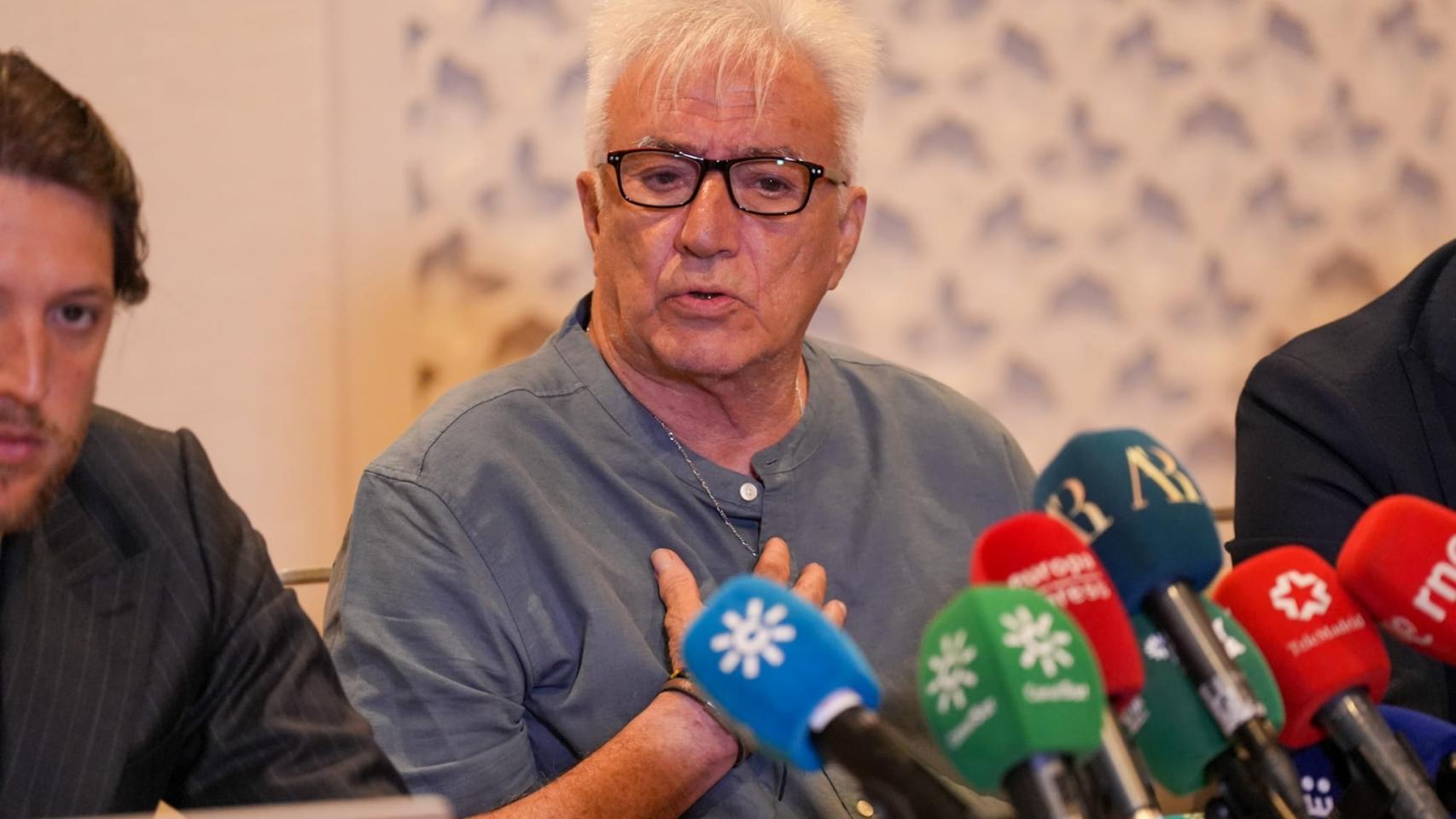 El abuelo de la bebé sevillana que murió por quemaduras apunta a la madre: traía "lesiones" tras estar con ella