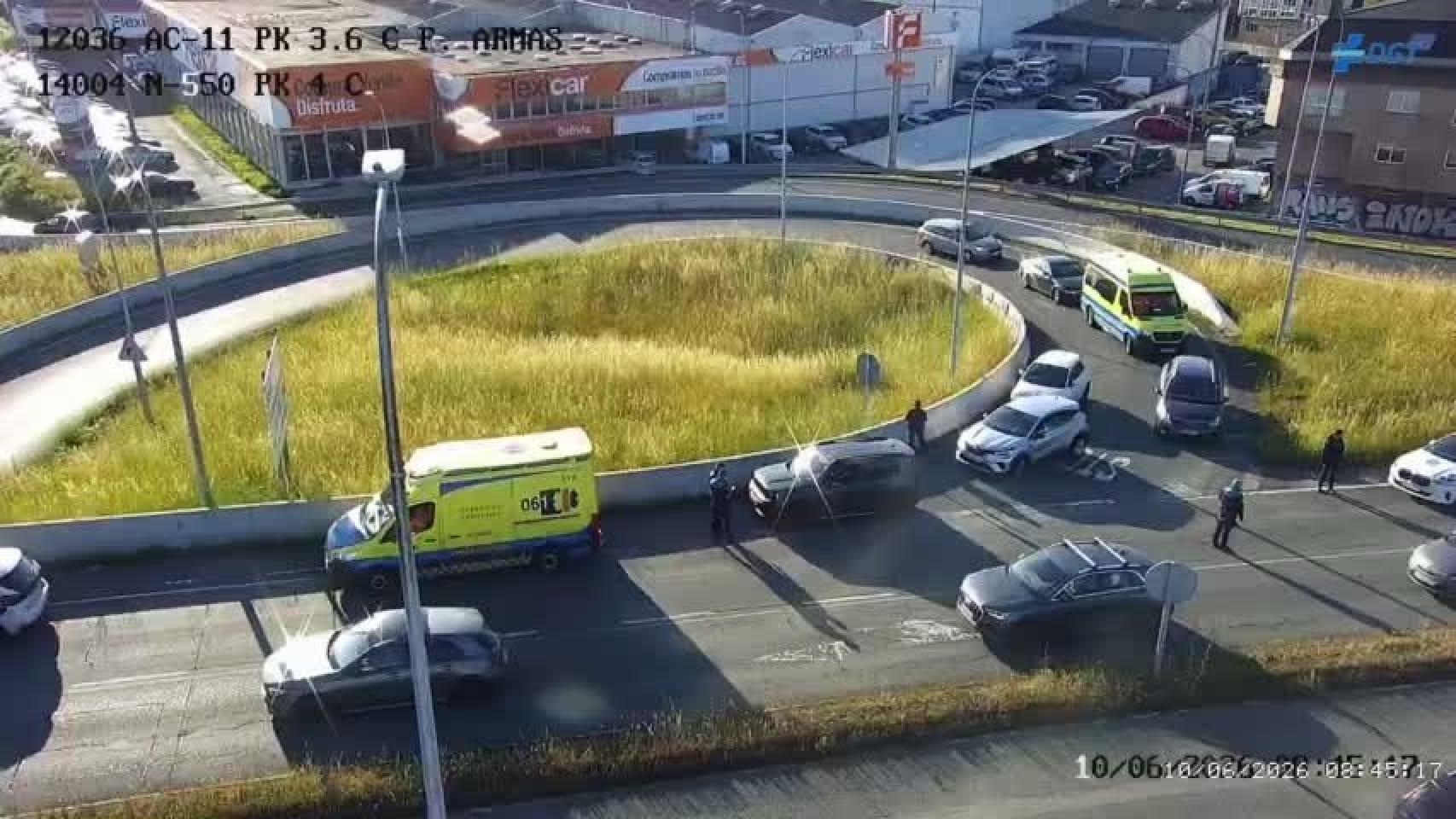 Dos mujeres resultan heridas leves en dos accidentes de tráfico ocurridos esta mañana en A Coruña