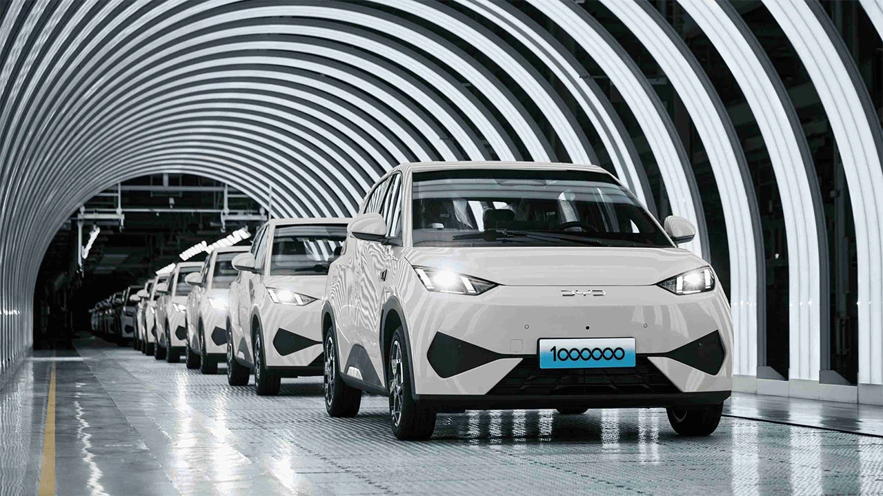 Cara y cruz: BYD ya tiene fecha para fabricar en Hungría, pero su plan europeo acaba de tropezar en Turquía