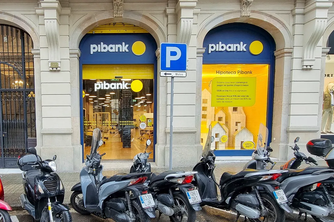 Pibank se adelanta al BCE y mejora sus depósitos y cuentas