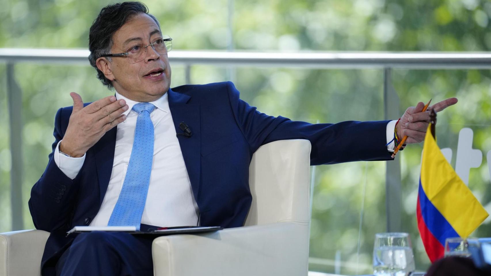 El Congreso suspende a Gustavo Petro como presidente de Colombia hasta que se celebre la segunda vuelta electoral