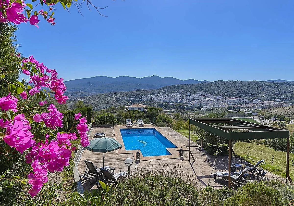 Malaga's rural houses in high demand this summer