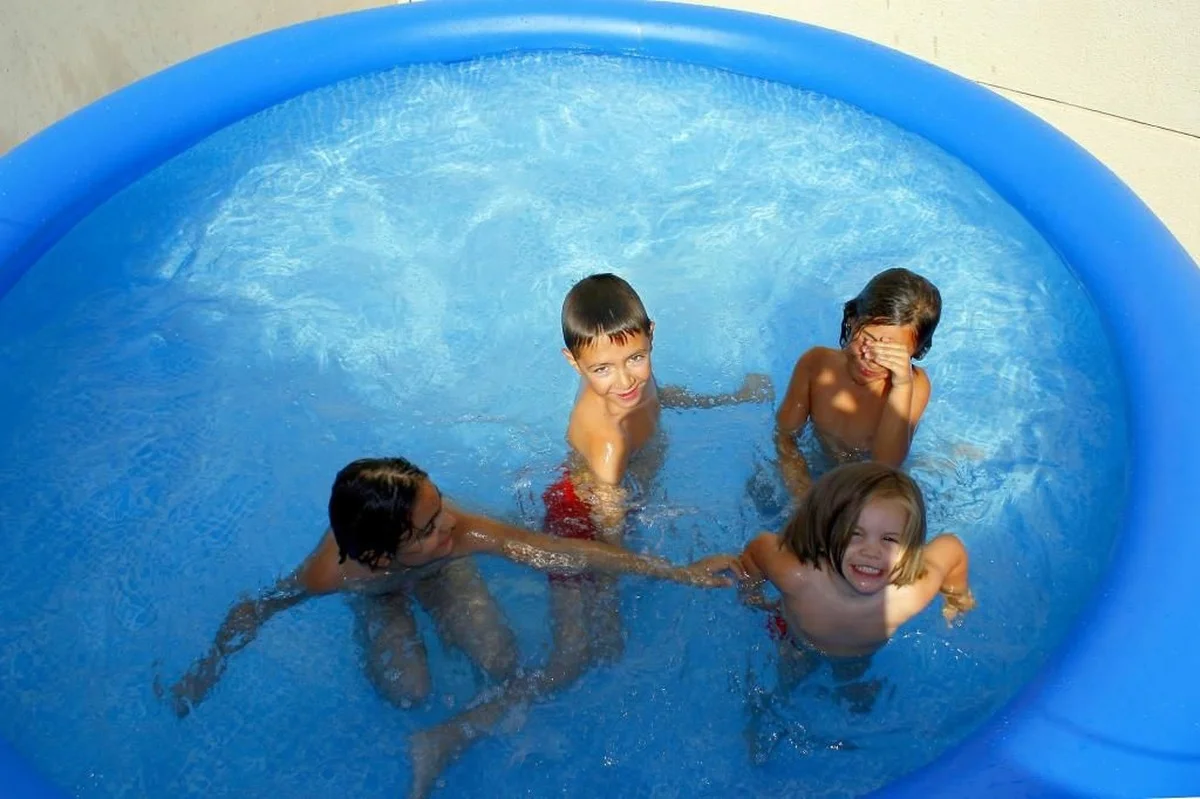 Muere ahogado un niño de 2 años en una piscina hinchable en un domicilio de Soria