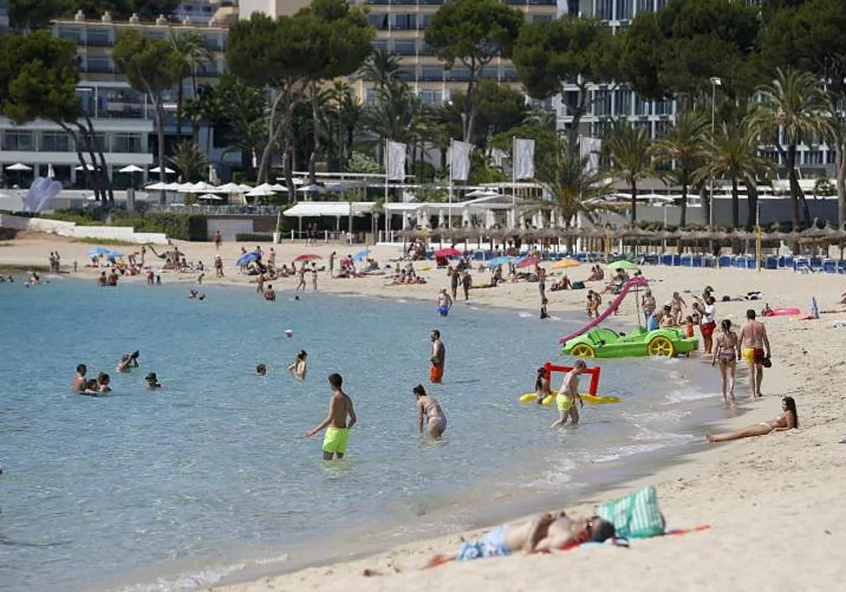Tourist resorts bring in stricter rules as England and Scotland fans expected to flock to Spain to watch World Cup games