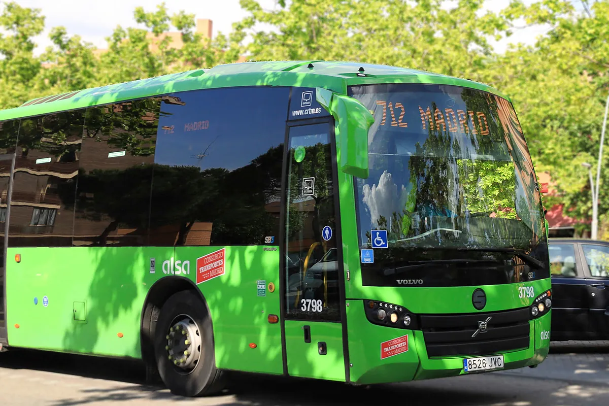 Alsa, Avanza y Arriva se lanzan a por el megacontrato de autobús de Madrid