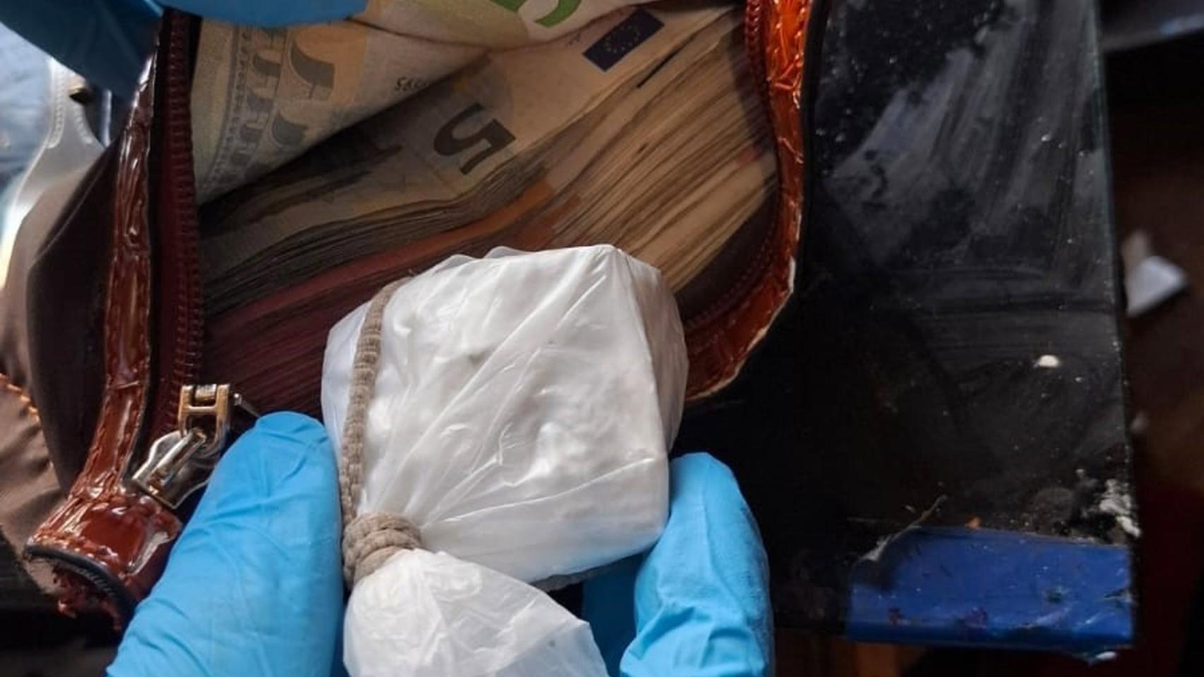 Dos vecinos de A Guarda (Pontevedra) detenidos por vender cocaína y heroína