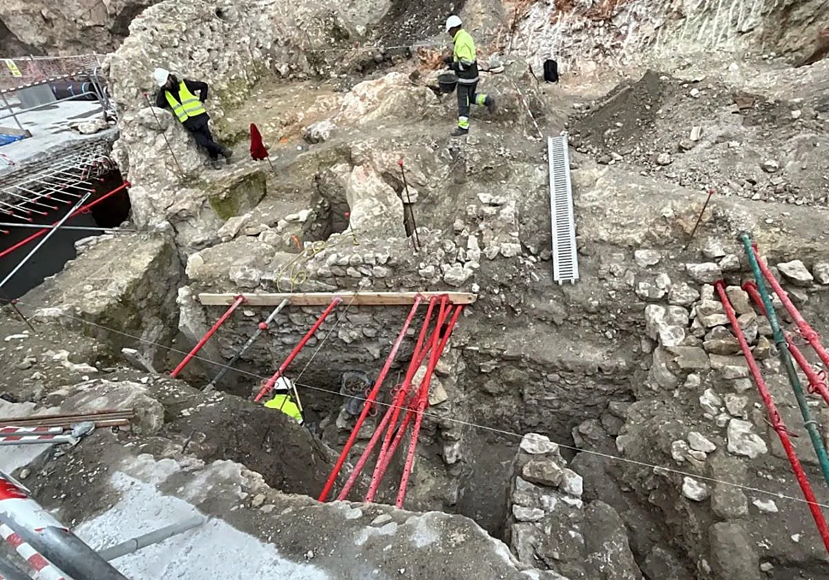 Las obras del remonte mecánico de Cuenca desvelan una DANA que arrasó un barrio de la ciudad hace seis siglos