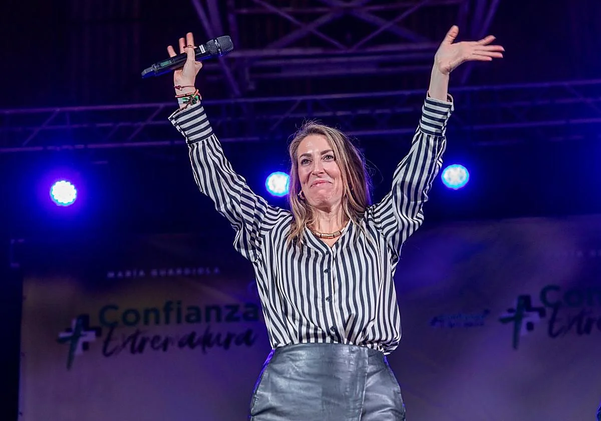 Extremadura testa este domingo el empuje del cambio en España