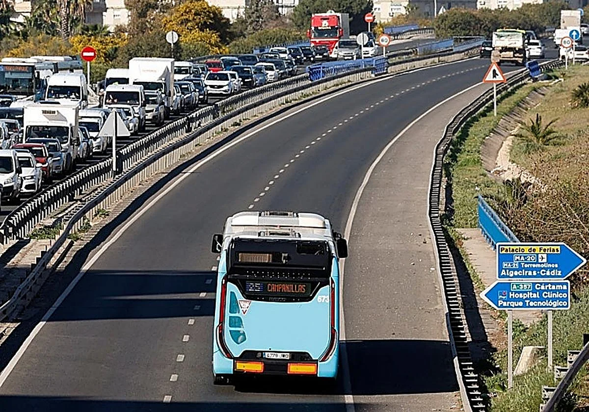 Este es el nuevo recorrido de la línea 25 de la EMT que conecta Campanillas con el centro de Málaga