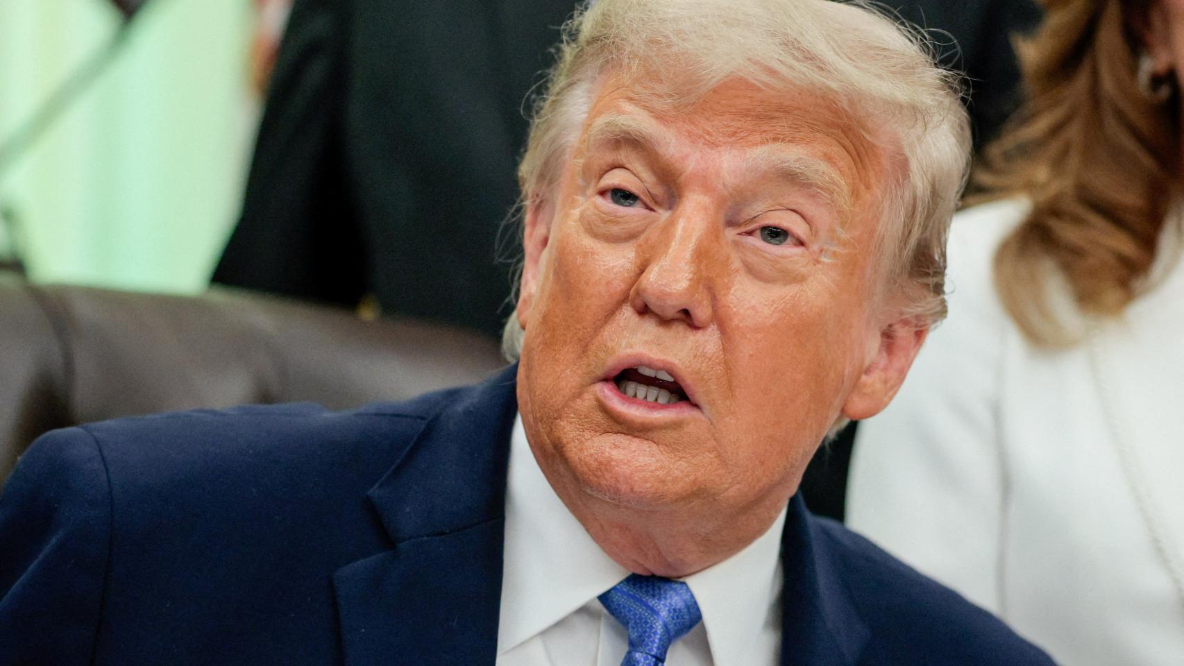Trump suspende los ataques programados contra Irán para esta noche tras aprobarse los "puntos finales" del acuerdo