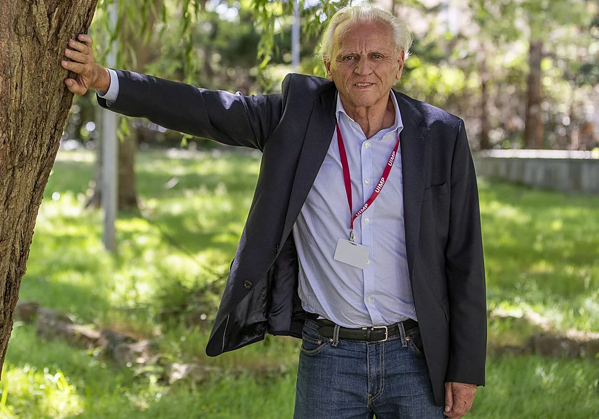 La RAE acoge a Álex Grijelmo, el guardián de las palabras