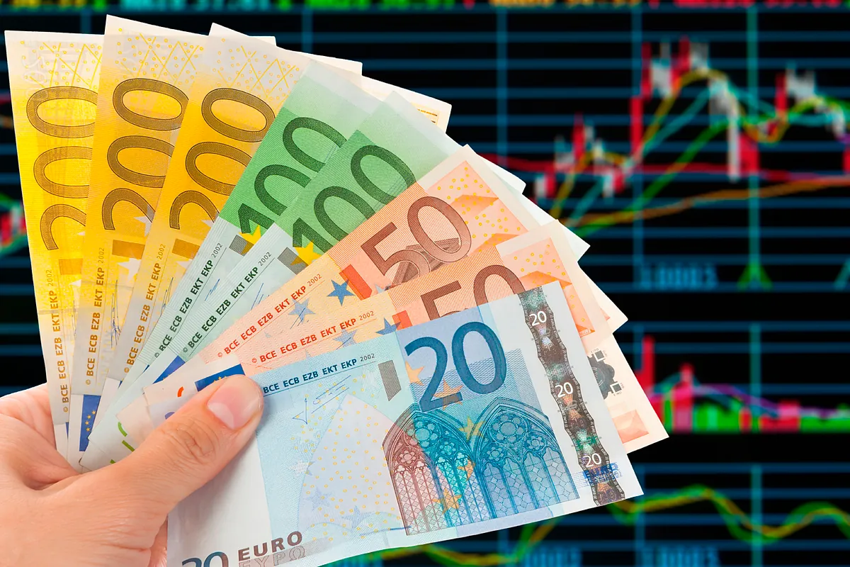 El euro, débil, y los bonos en calma tras la subida de tipos
