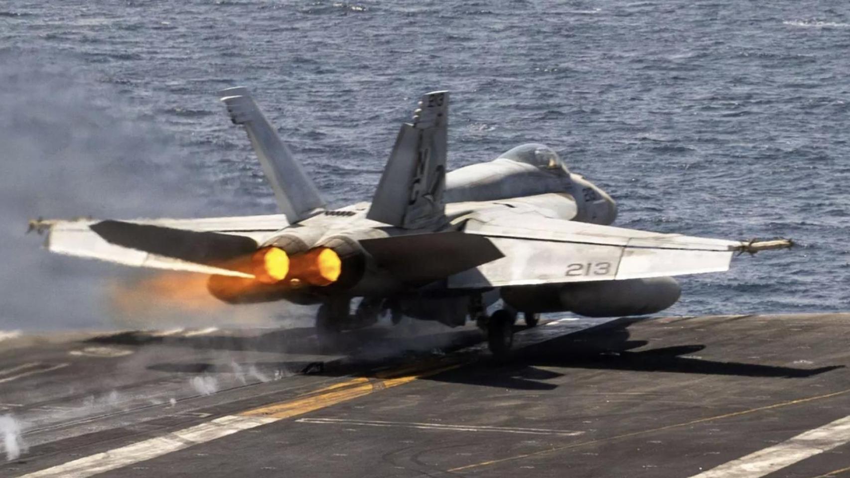 EEUU planea retirar un tercio de los cazas que aporta a la OTAN en Europa y reducir los aviones de patrulla marítima