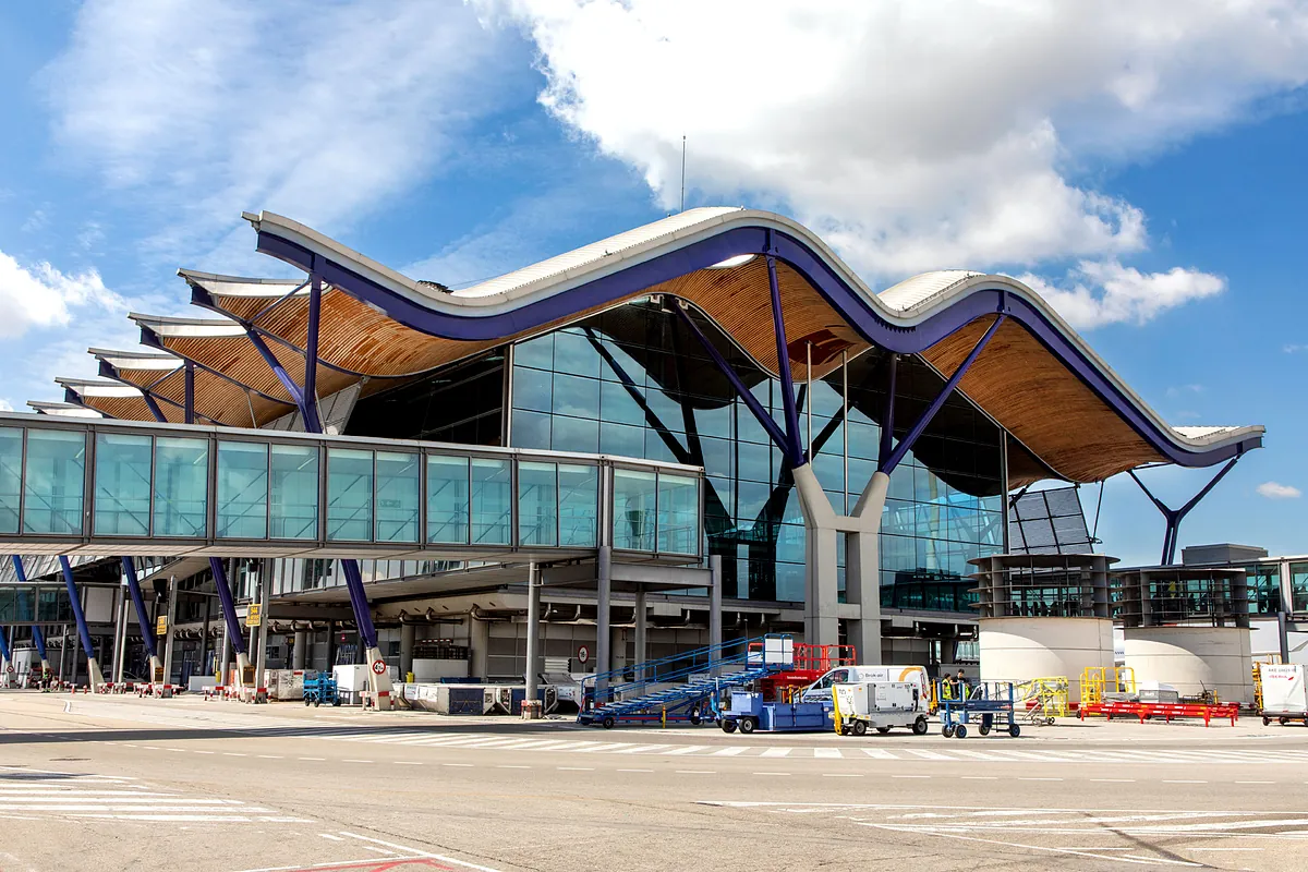 El tráfico aéreo en mayo sube un 5% en plena guerra de Aena y las aerolíneas por las tasas
