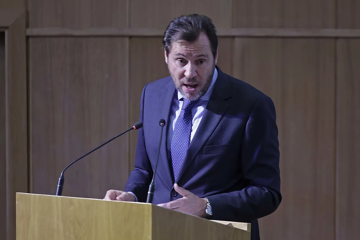 Óscar Puente: "Traspasar Rodalies no es una solución milagrosa, hace falta invertir mucho"