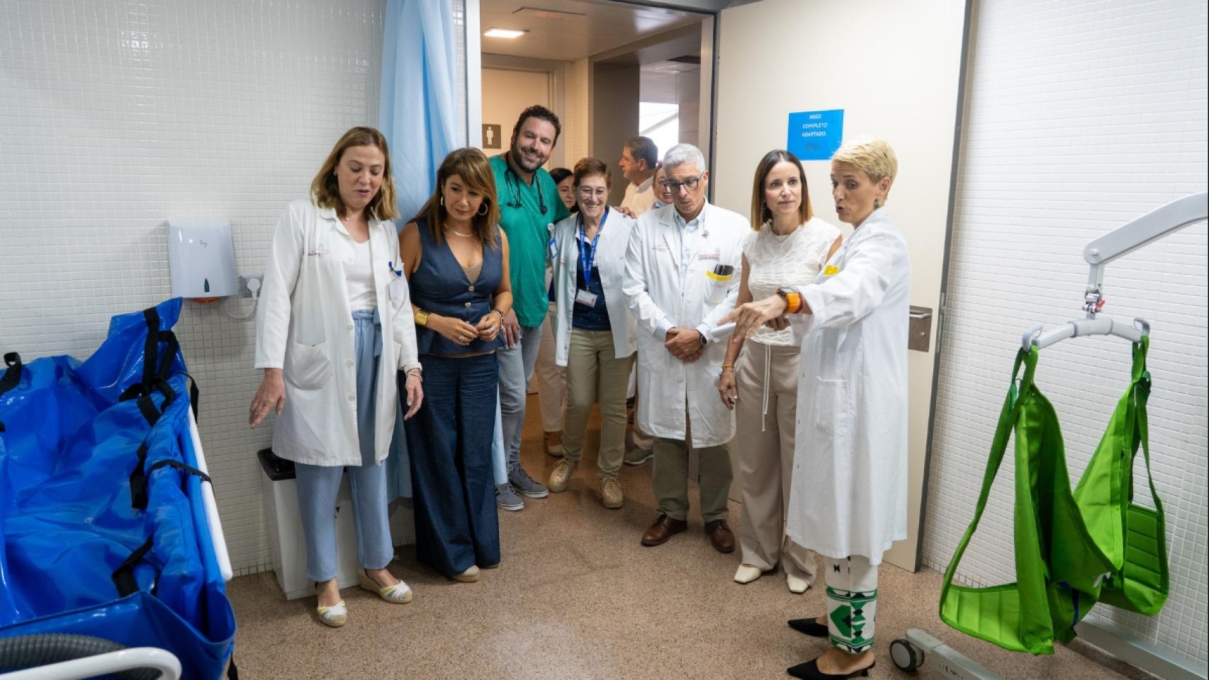 López Miras anuncia la contratación de más de 6.500 profesionales para reforzar la sanidad pública en verano