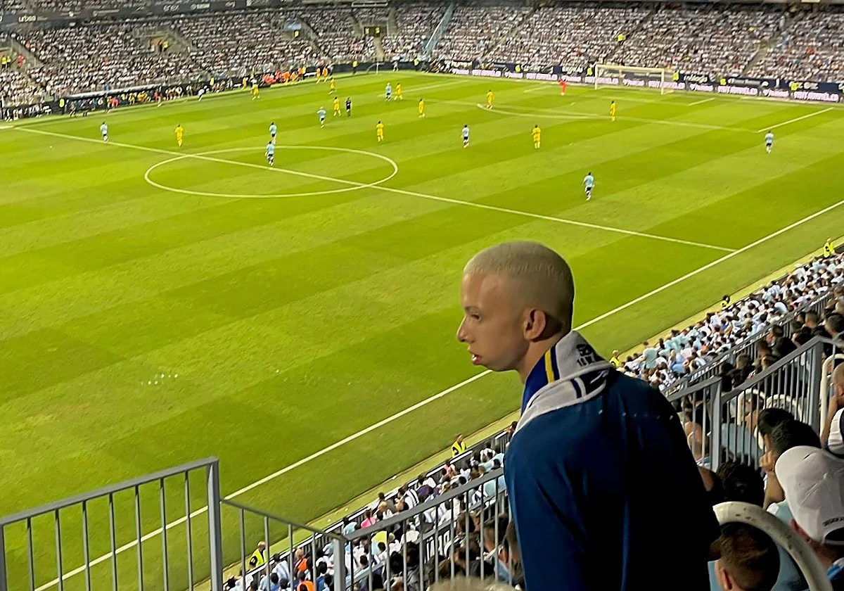 Romeo, el guardián de la Curva de La Rosaleda