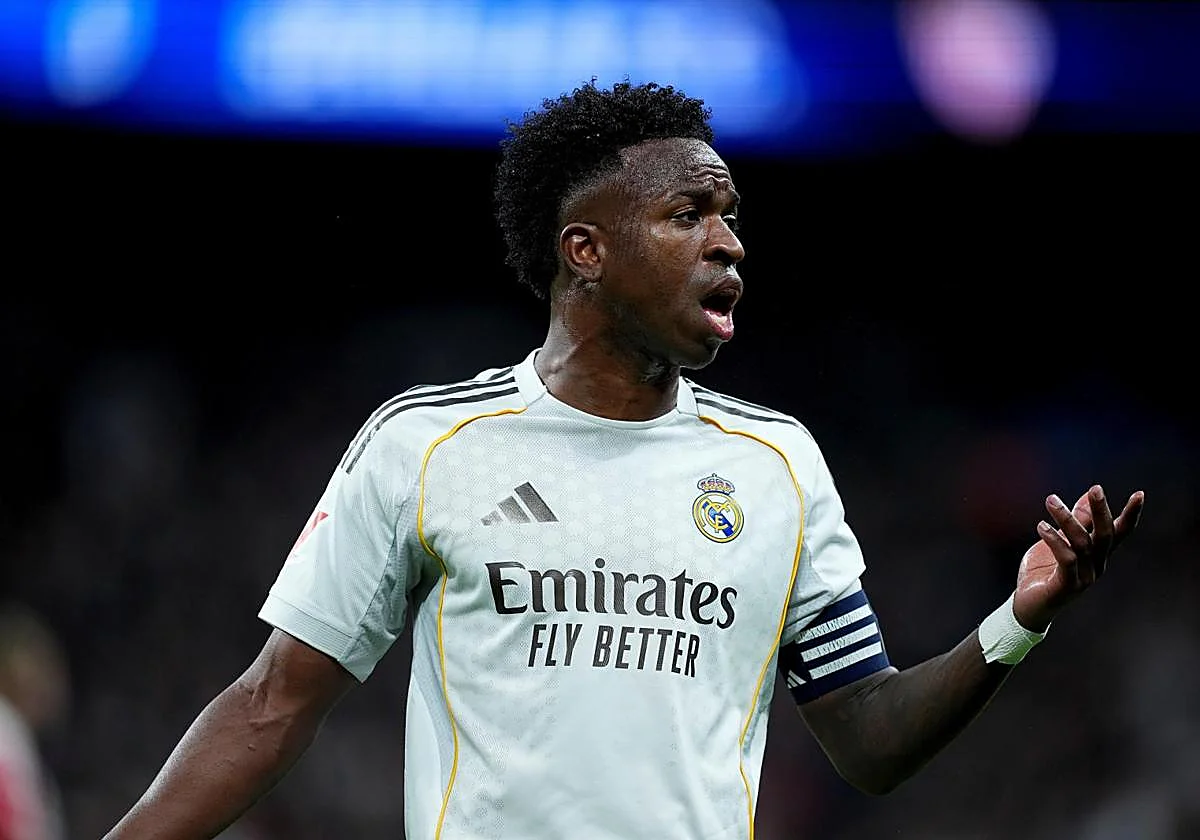 Vinicius echa más sal en la herida del Real Madrid