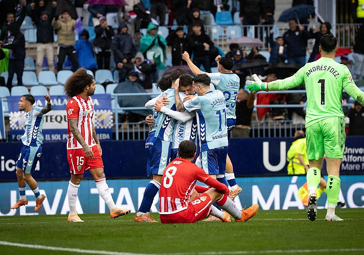Un Málaga espectacular y sin complejos logra un triunfo de calidad para despedir el año (2-1)