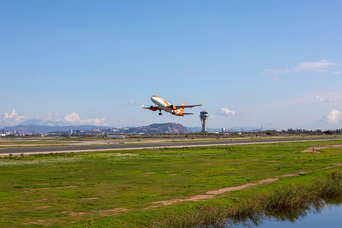 El Govern y ERC sellan el cambio legal para crear la Autoridad Aeroportuaria de Cataluña