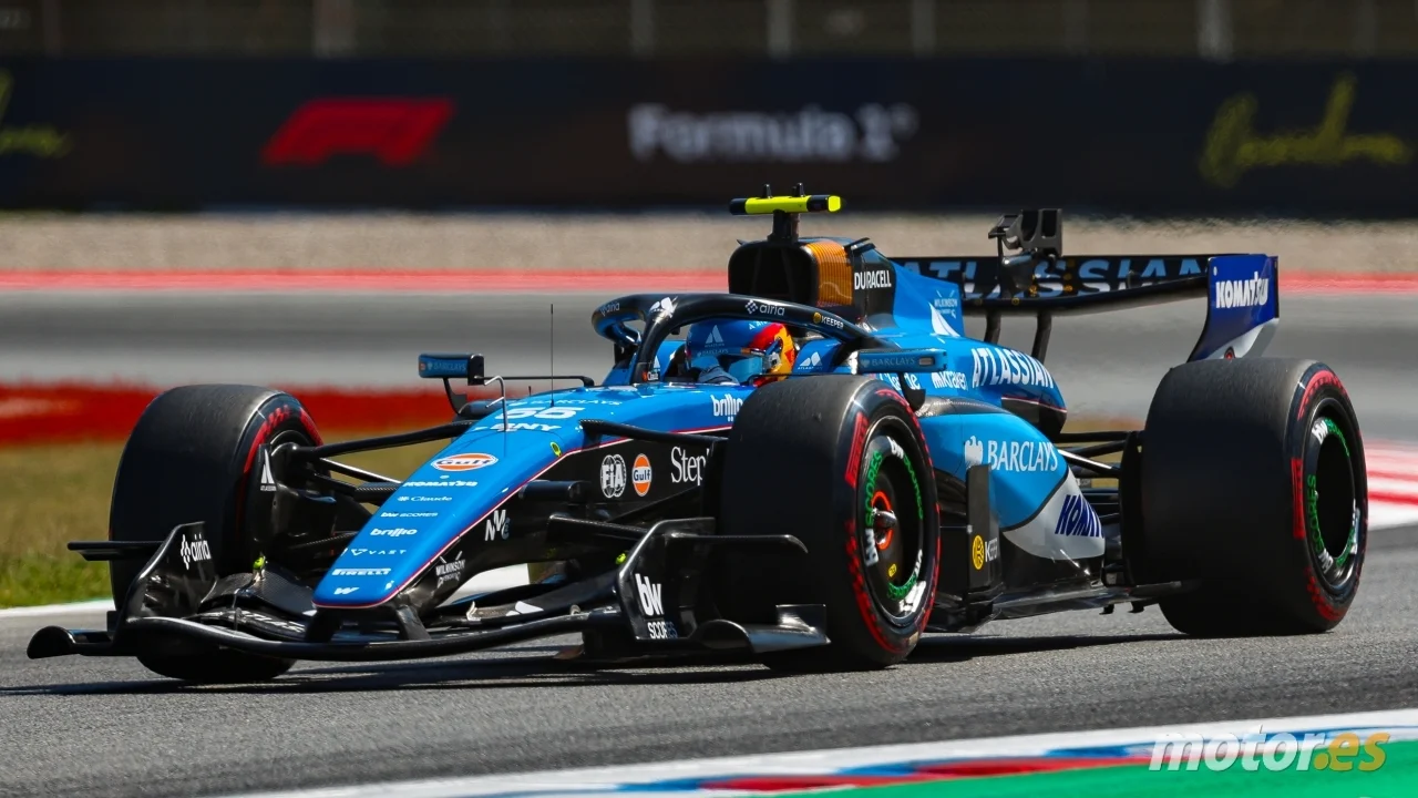 Carlos Sainz, muy crítico con su coche tras pescar en problemas ajenos: "Ha sido demasiado malo"