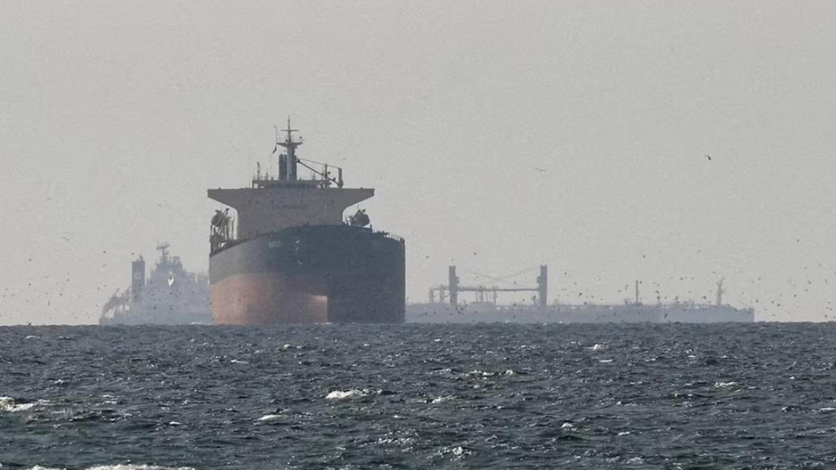 Las bolsas asiáticas suben hasta un 5% mientras el petróleo baja un 4% tras el acuerdo de paz entre EEUU e Irán