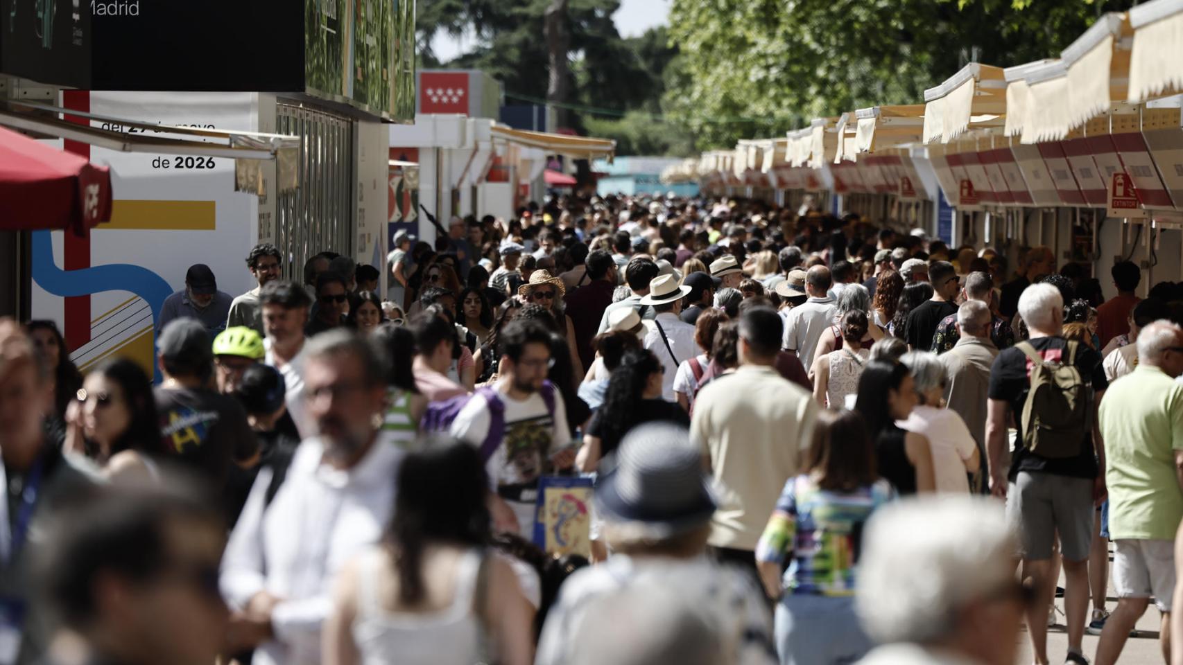 La Feria del Libro de Madrid empeora los datos provisionales de 2025 por "la visita del Papa León XIV"