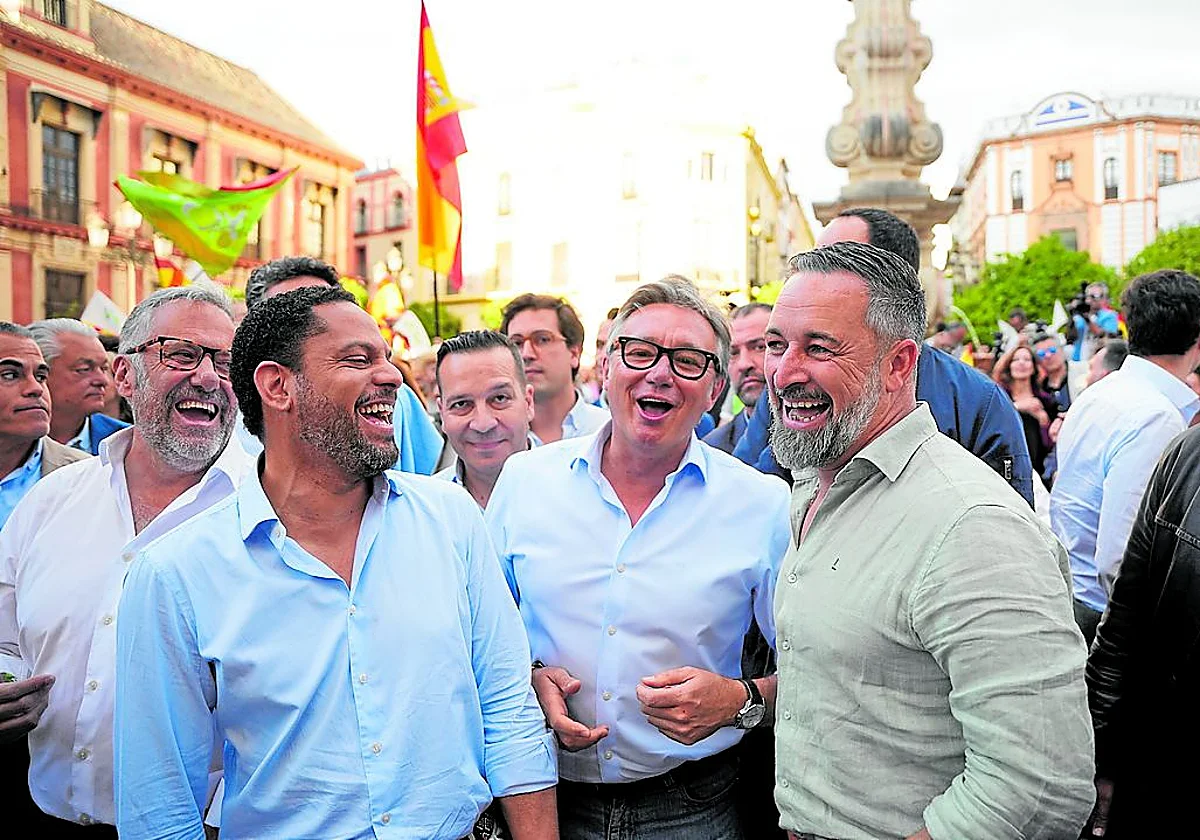 Vox vincula su apoyo a la investidura de Juanma Moreno a una «hoja de ruta del cambio»