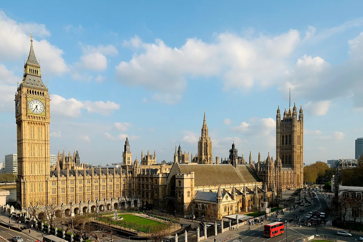 Los retrasos de la restauración del Parlamento británico cuestan al menos 320 millones de libras al año