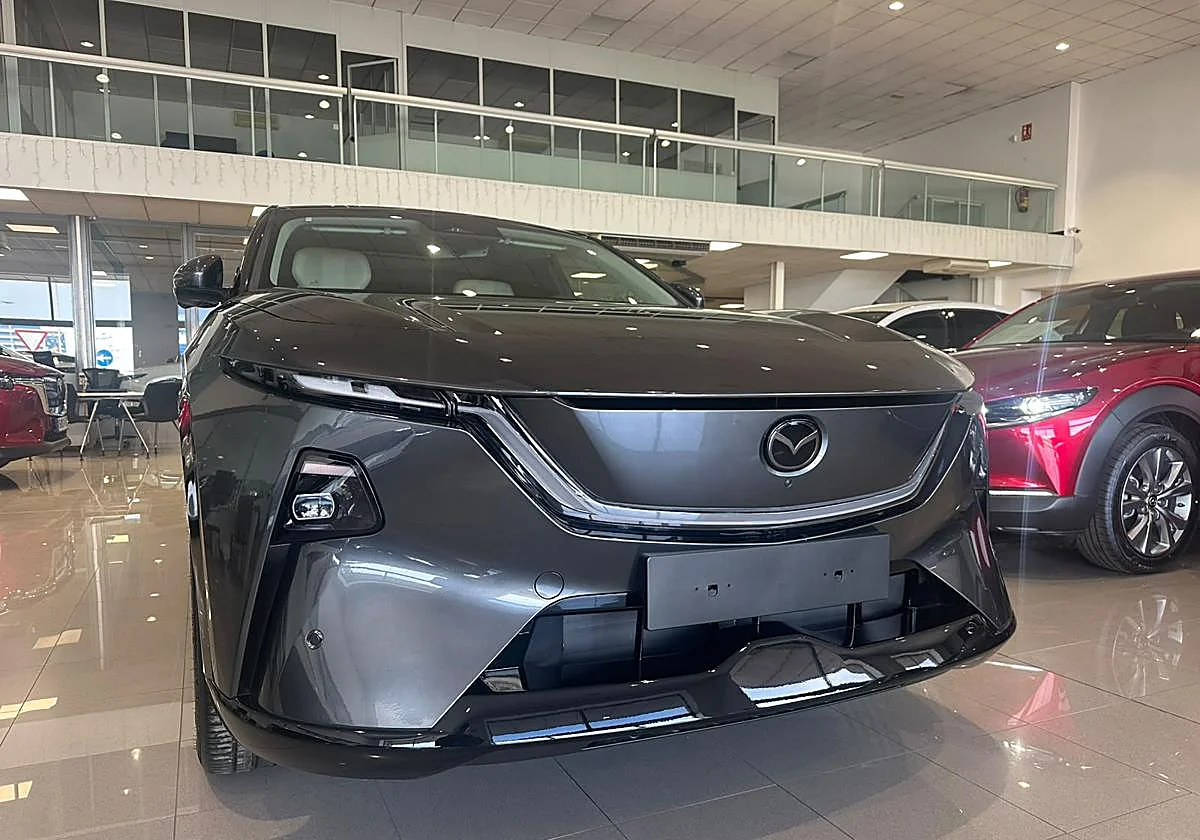 Koni Motor trae a Málaga el nuevo Mazda CX-6e: la conducción eléctrica elevada a arte