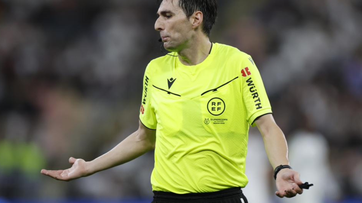 De Burgos Bengoetxea: "Lloré mucho porque no estuve a la altura en mi primer Clásico"