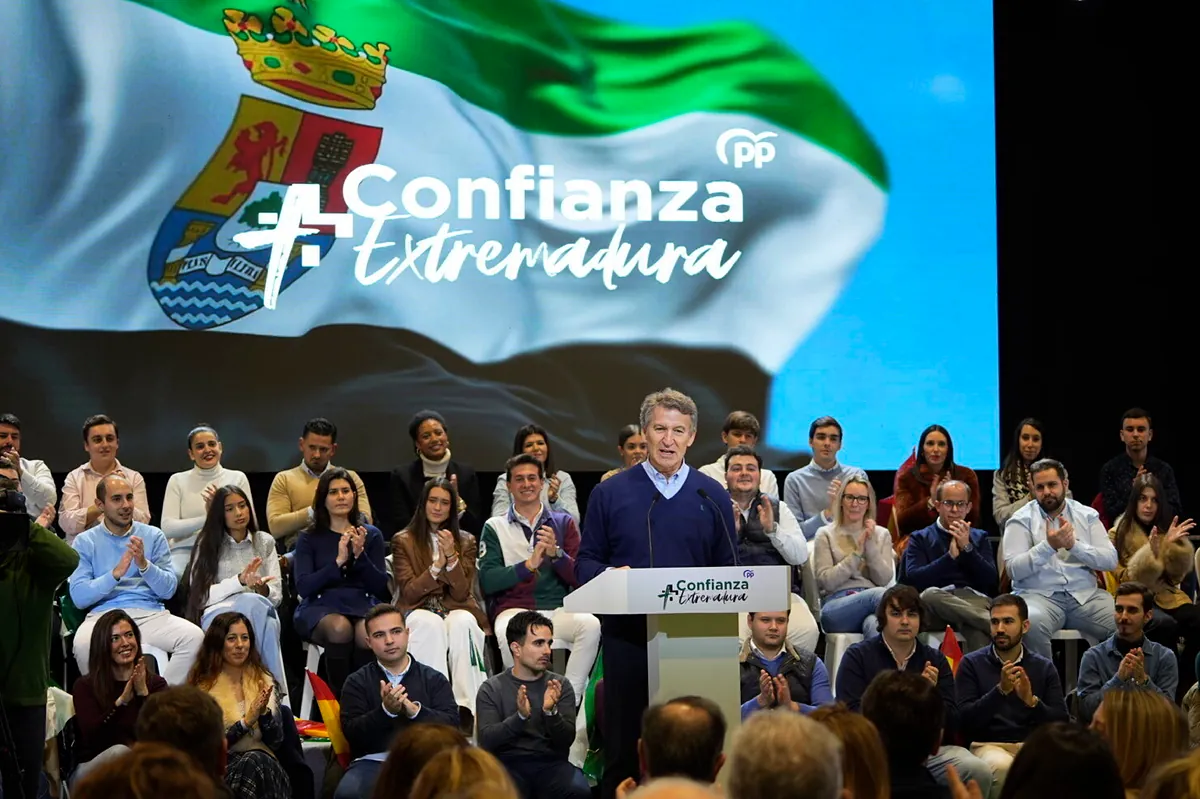 El PP ganaría las elecciones en Extremadura con 28 escaños con el 20% escrutado