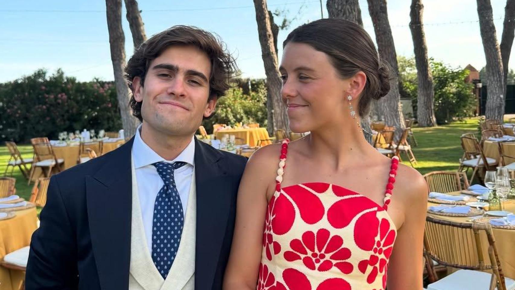 Muere de manera inesperada el novio de la influencer Manuela Ochoa, tan solo 4 días después de haberse comprometido