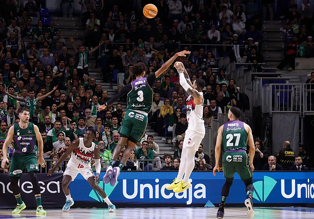 Vídeo: Así fue la canasta con la que Markus Howard tumbó al Unicaja