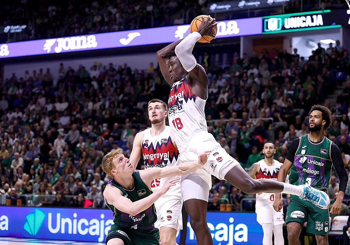 El Unicaja se derrite ante Markus Howard