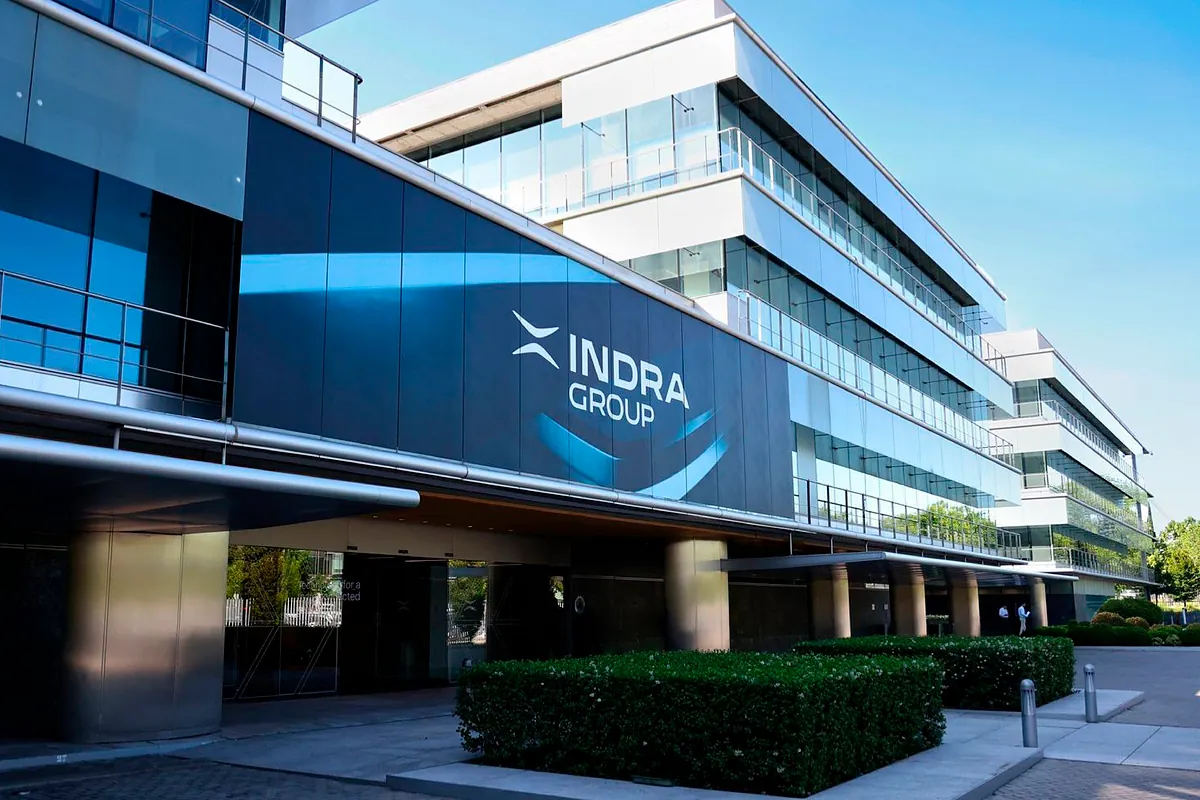 Goldman Sachs sube la apuesta en Indra, Neinor y Sacyr