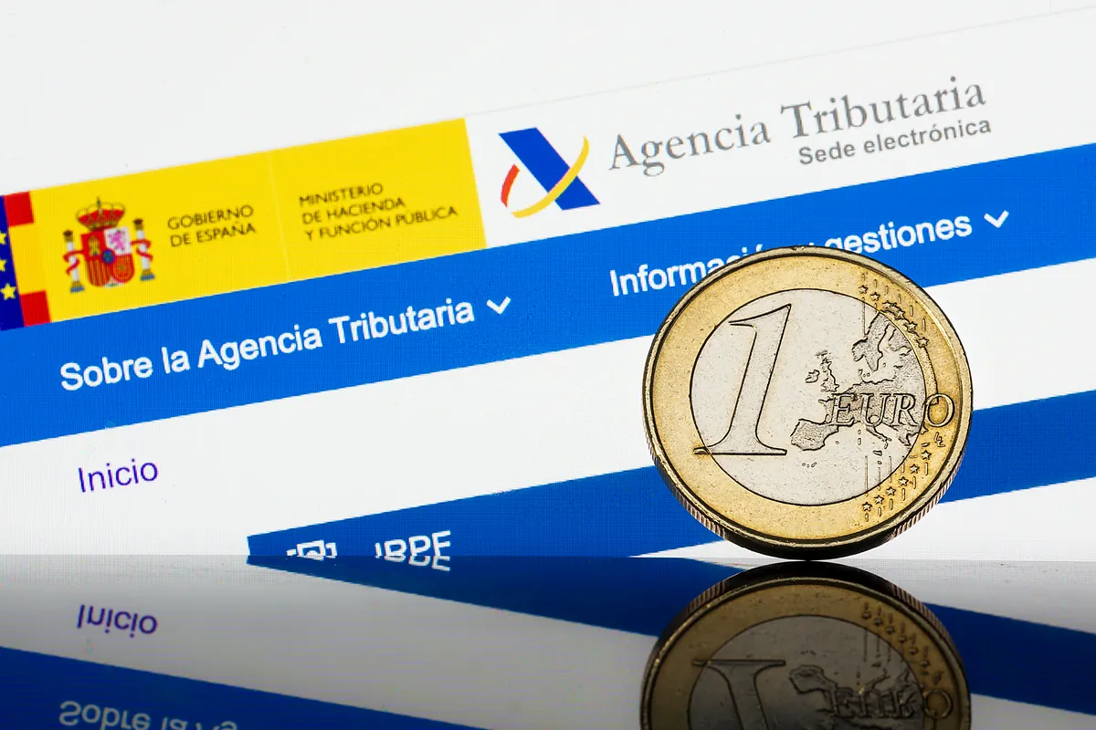 Guía del IRPF para rezagados: ¿Qué ocurre si se presenta la Declaración de la Renta fuera de plazo?