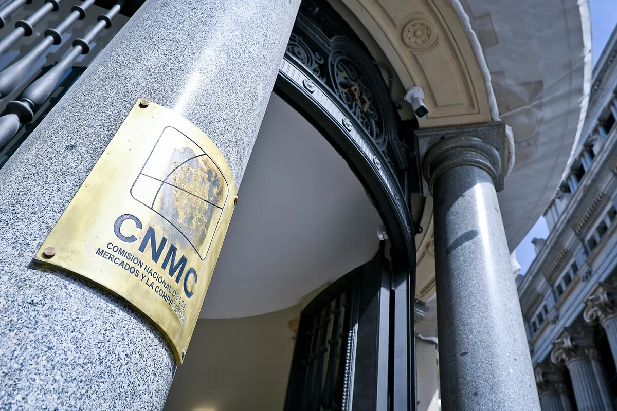 Competencia investiga a los seis grandes bancos por la guerra hipotecaria