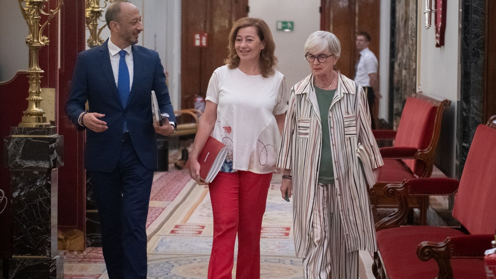 Armengol sale en auxilio de Sánchez y tumbará la iniciativa de Junts que pide convocar elecciones