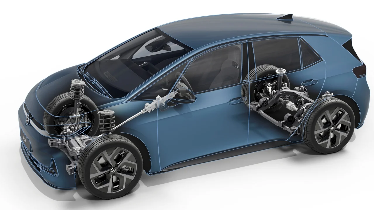 Un estudio de Quattroruote Professional revela que la brecha de precio del eléctrico apenas se ha cerrado en 5 años
