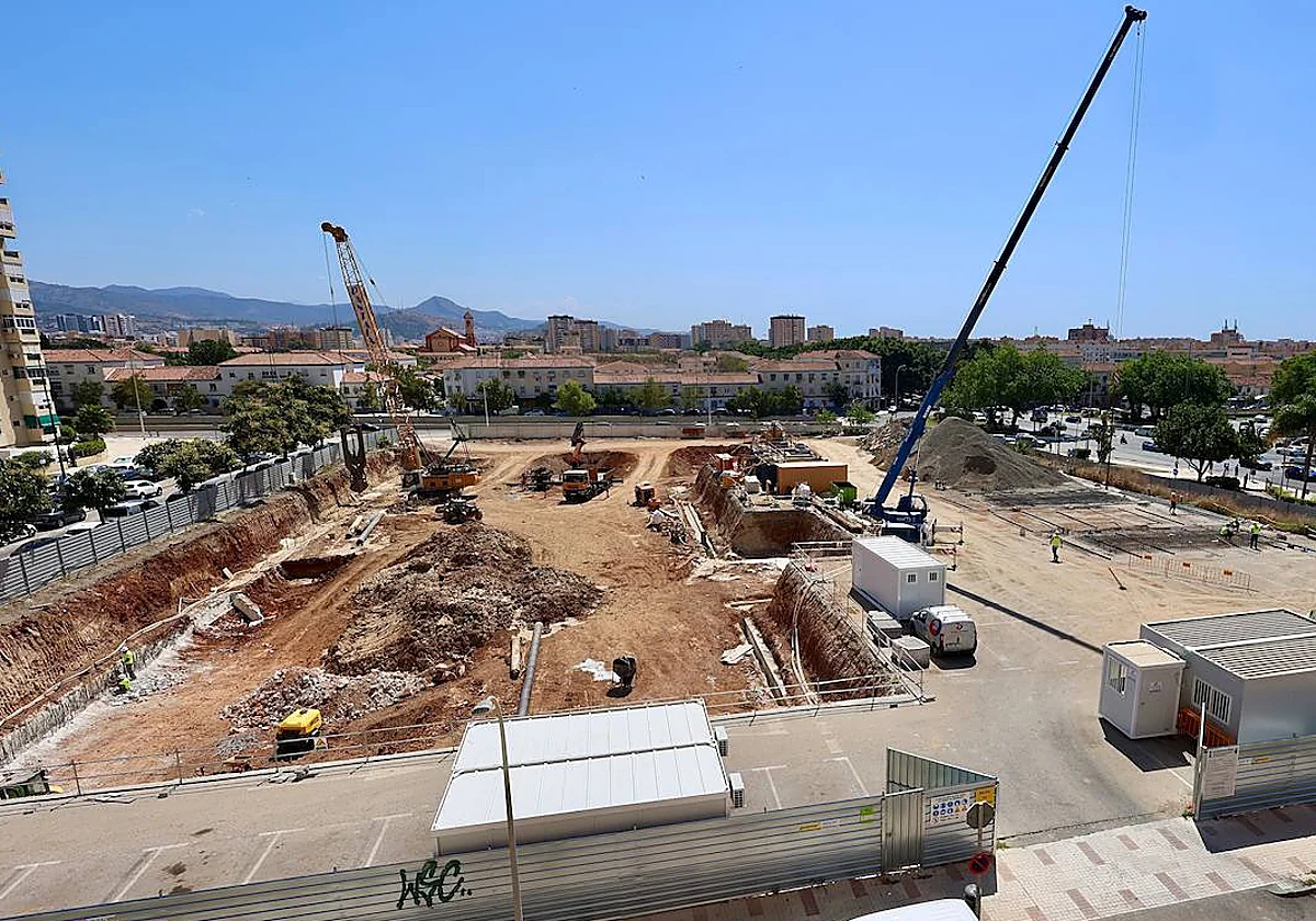 La obra del CaixaForum Málaga cumple un mes: culmina la demolición y comienza la excavación del aparcamiento