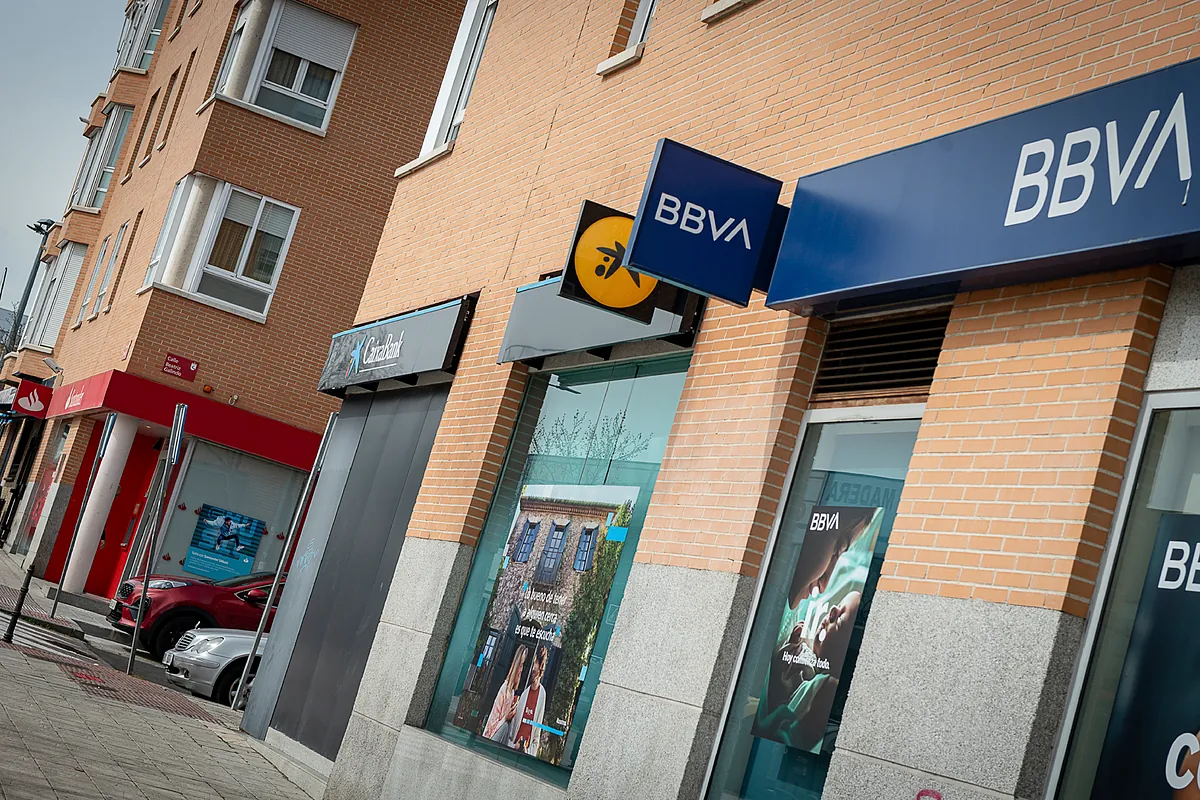 La banca presiona a la baja por la IA los honorarios de las consultoras