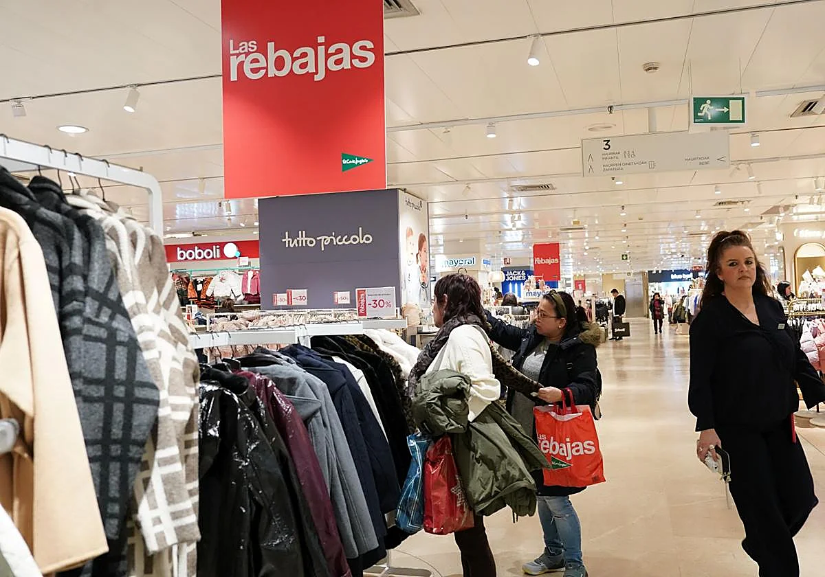 El Corte Inglés logra una mejora de su calificación crediticia a BBB